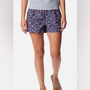 NEW Columbia Sandy River Printed Shorts. Small